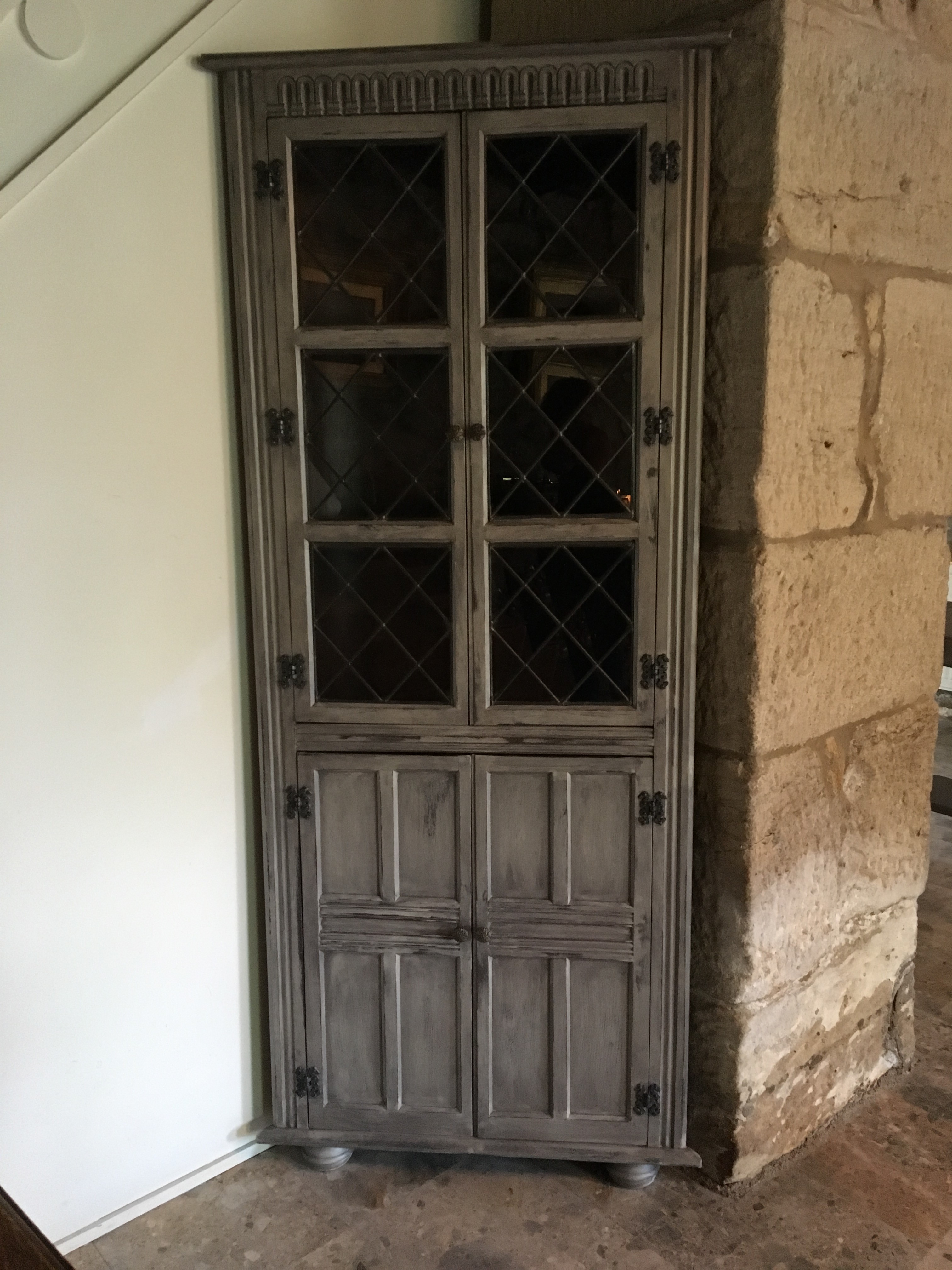 Corner Cabinet